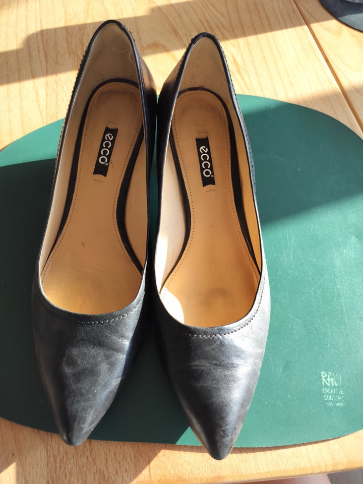 Pumps str 40 ECCO