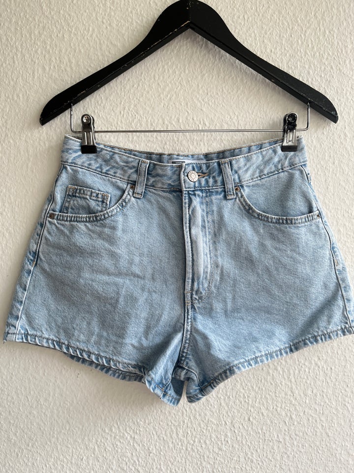 Shorts, Bershka, str. 36