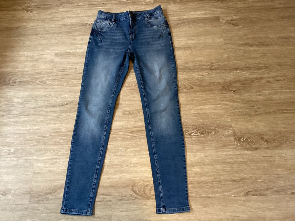 Jeans, Pulz, str. 31