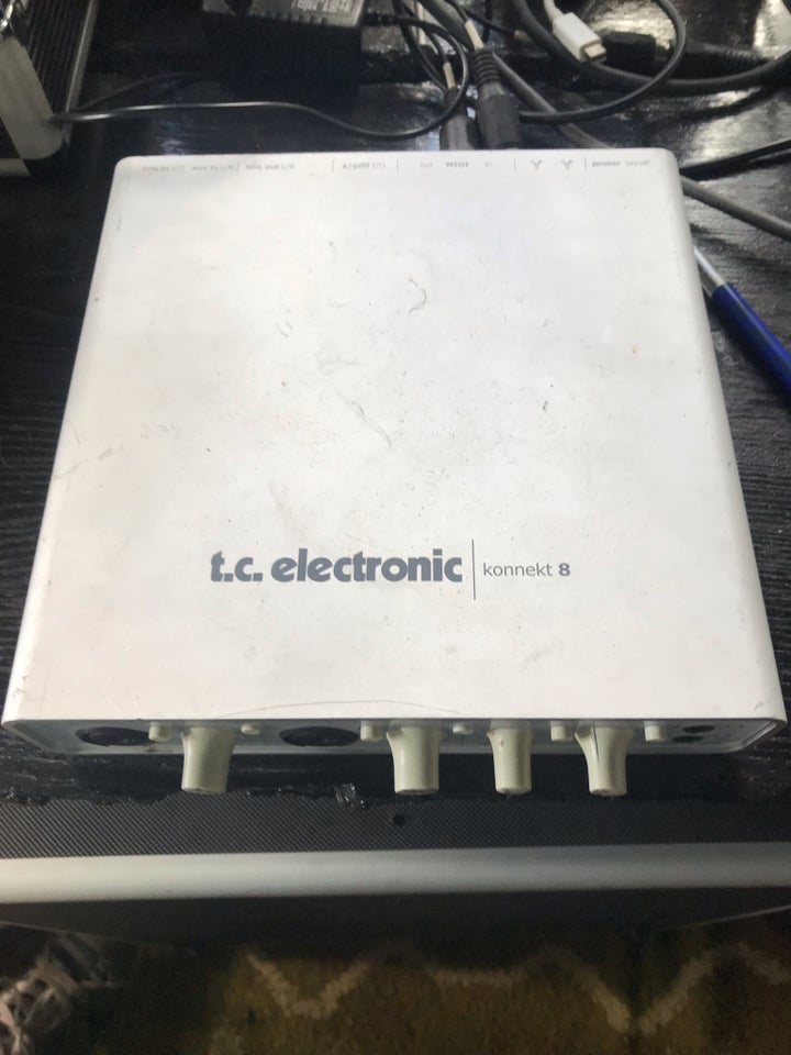 Lydkort, Tc electronic Konnekt 8