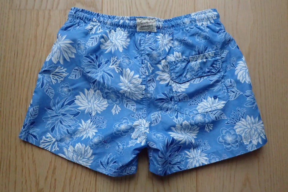 Shorts, Som NY * Blå med blomster