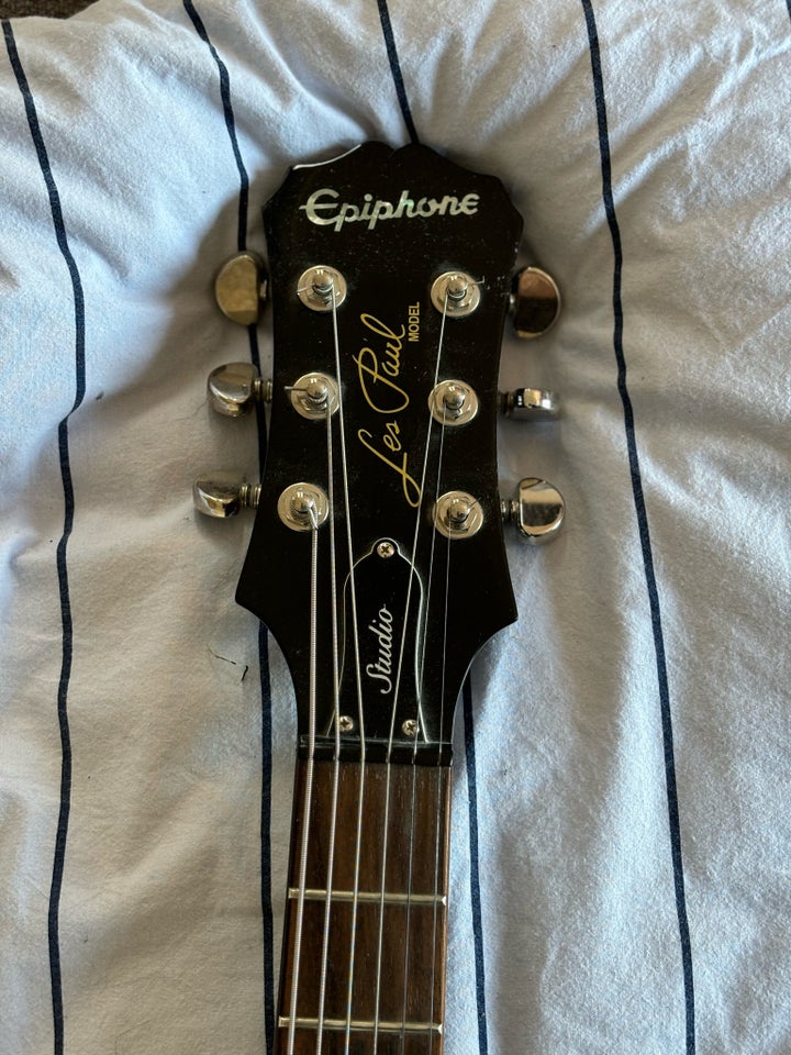 Elguitar, Epiphone Les Paul studio