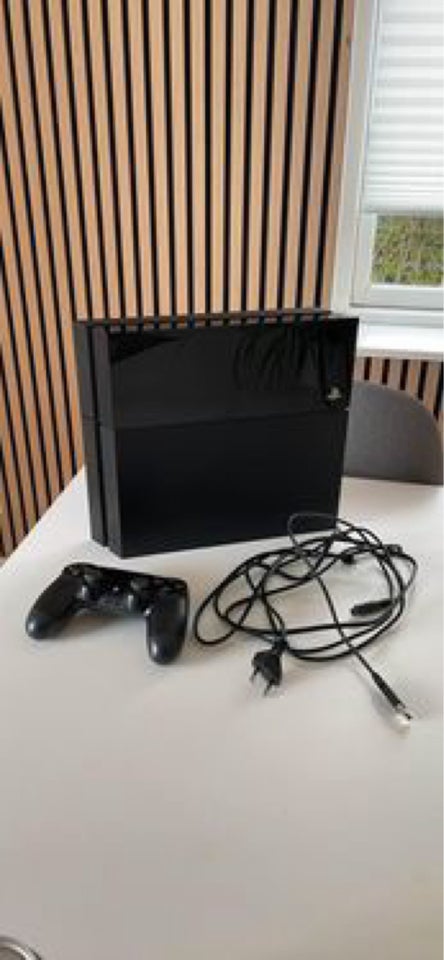 Playstation 4, Perfekt