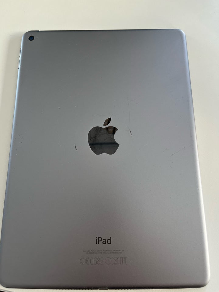 iPad Air 2, 128 GB, sort