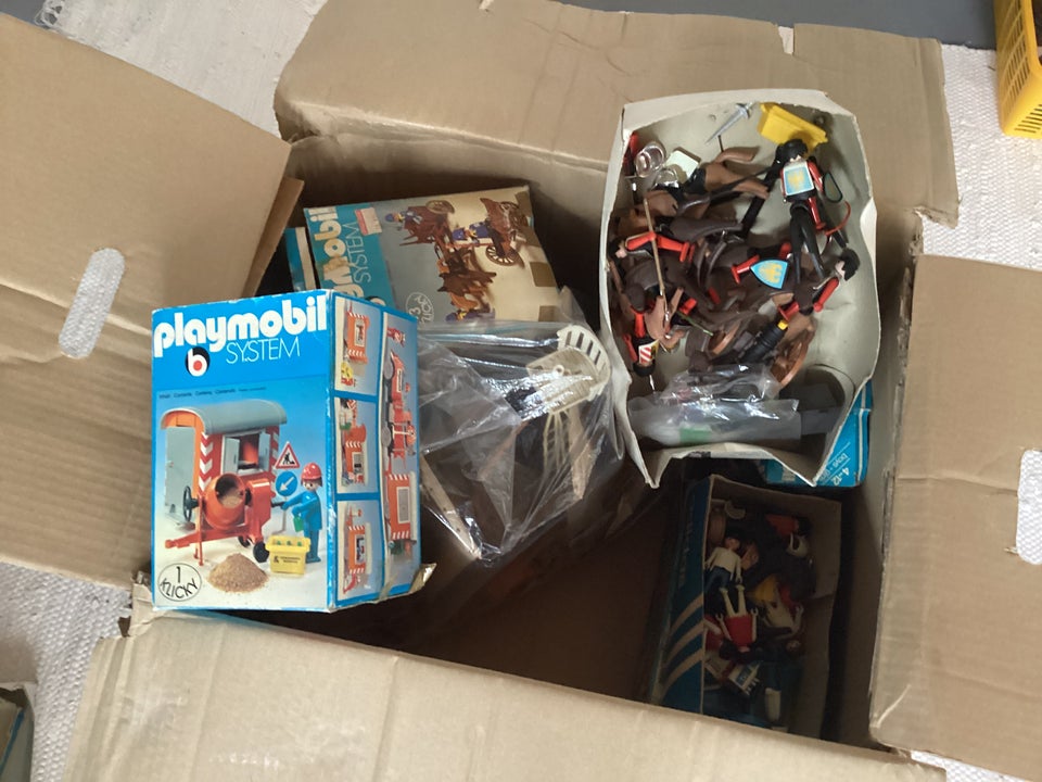 Playmobil