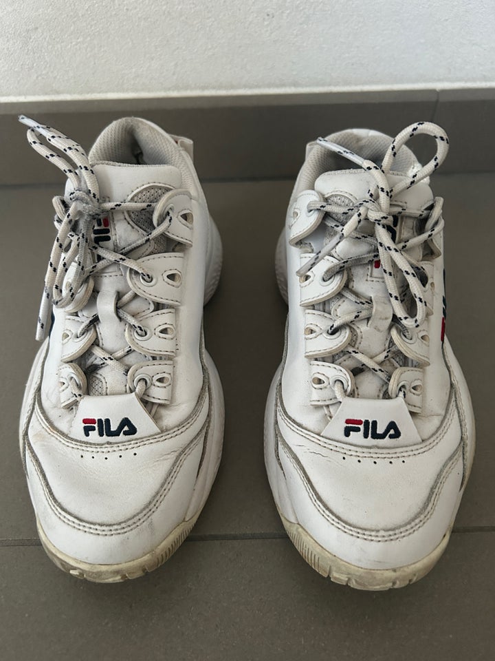 Sneakers, str. 38, Fila