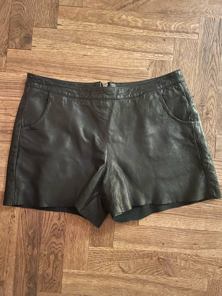 Shorts, Muubaa, str. 40