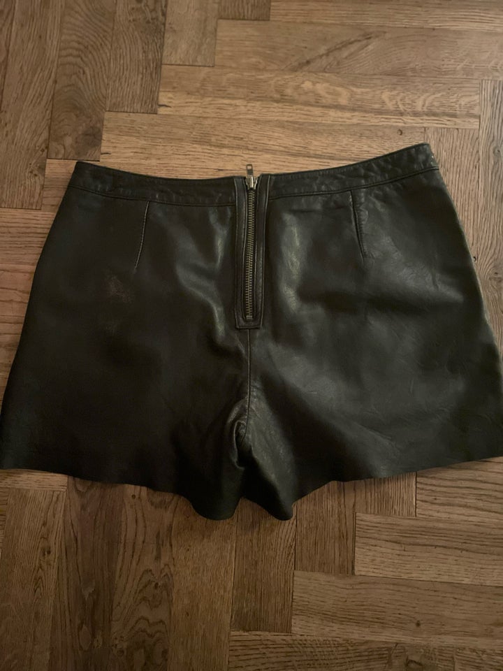 Shorts, Muubaa, str. 40