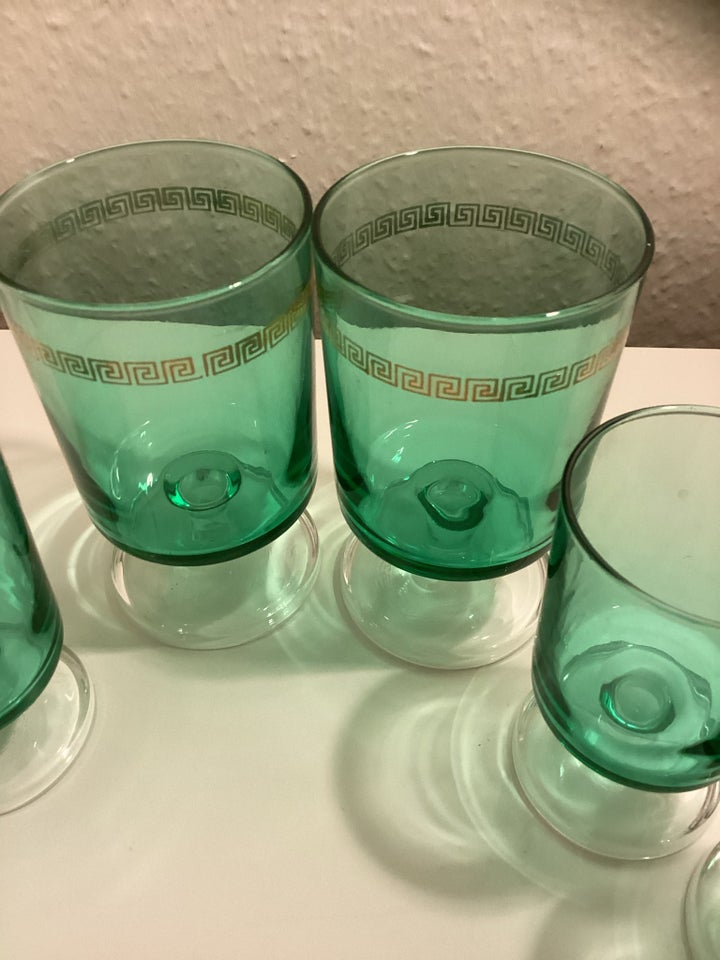 Glas, 6 x grønne glas på klar fod