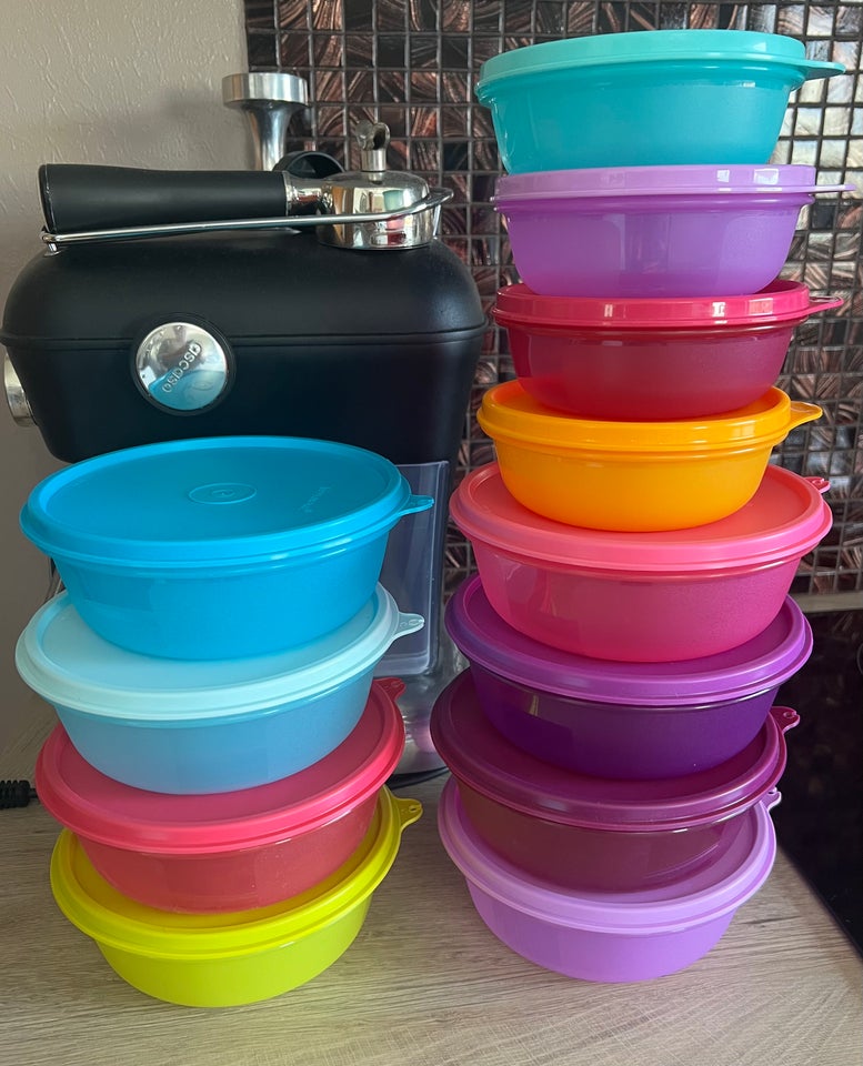 Rundlet Tupperware