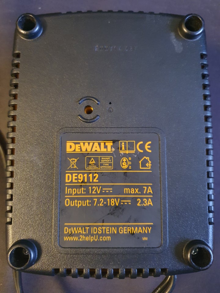 Bil oplader DeWalt