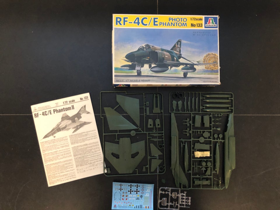 Byggesæt, Italeri RF-4C E, skala