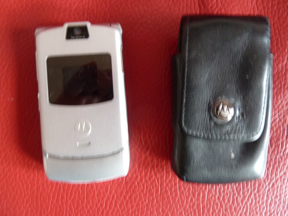 Motorola RAZR V3, 5,5 MB , Perfekt