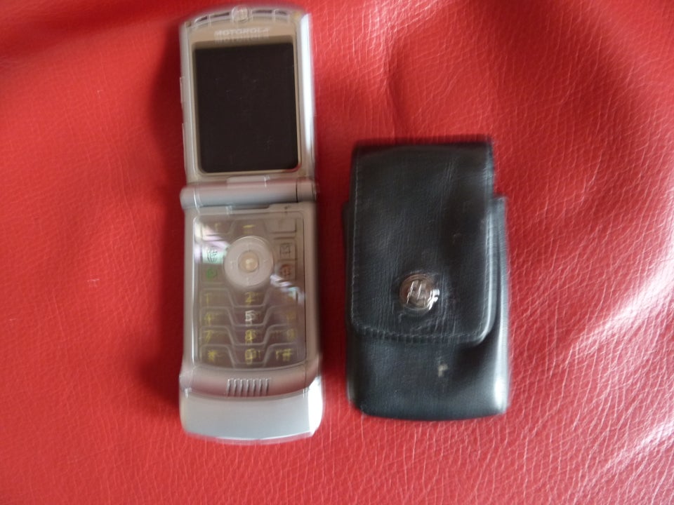 Motorola RAZR V3, 5,5 MB , Perfekt