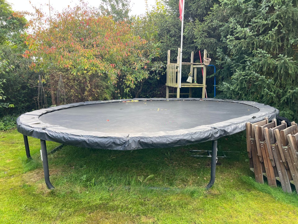 Trampolin, Oval trampolin 5 x 4 m,