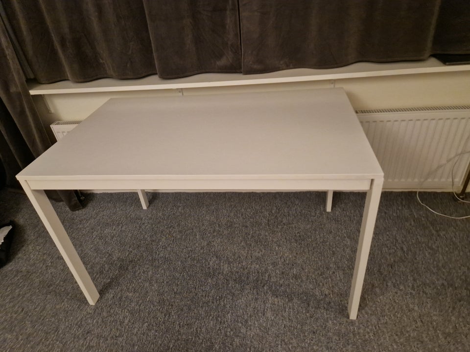 Spisebord, Ikea Vangsta, b: 75