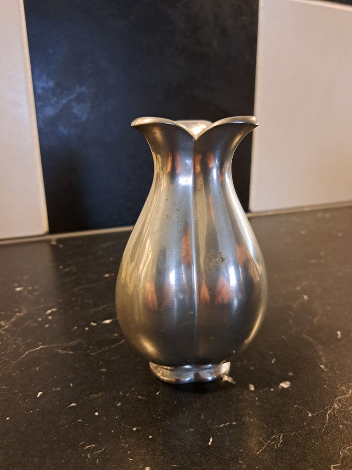 Tin, Just Andersen vase