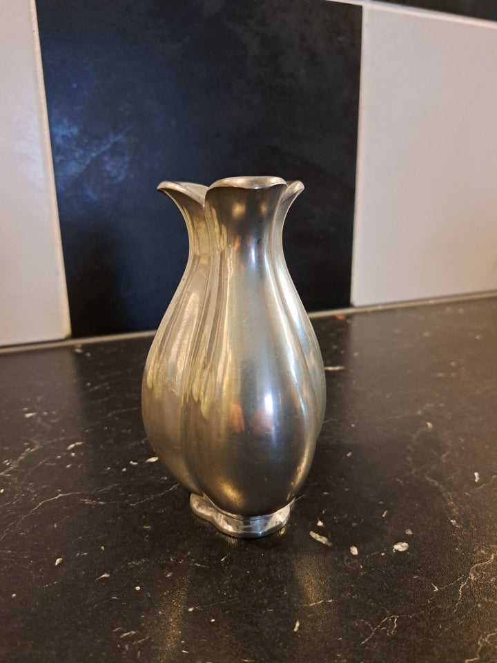 Tin, Just Andersen vase