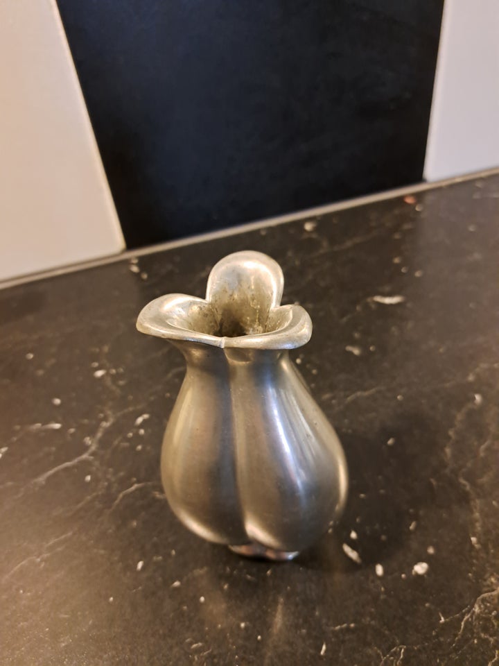 Tin, Just Andersen vase