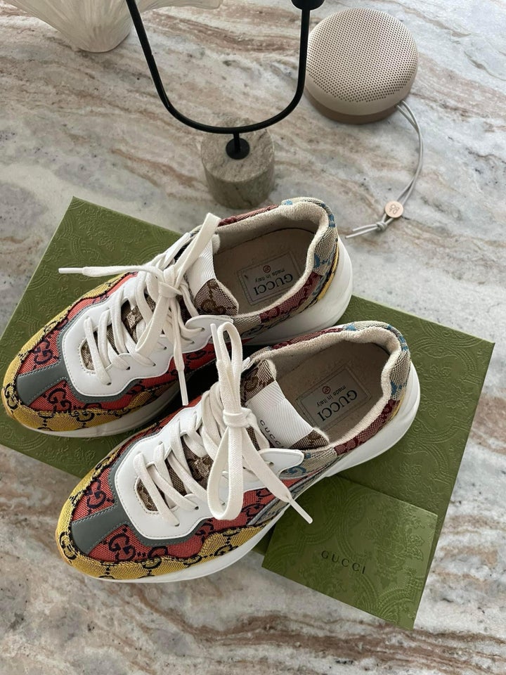 Sneakers, str. 37, Gucci