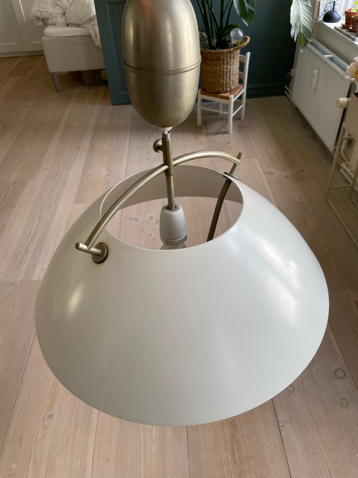 Hans J Wegner andet The Pendant