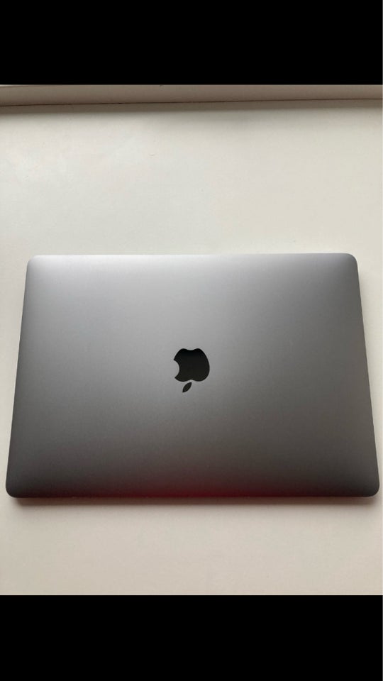 MacBook Air 13” m1-chip / 256 gb ssd