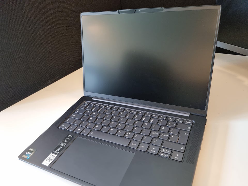 Lenovo Yoga Pro 7