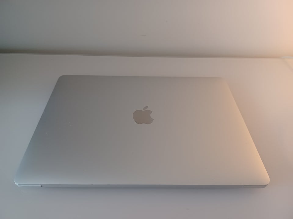 MacBook Pro 13-inch 2017 23 dual