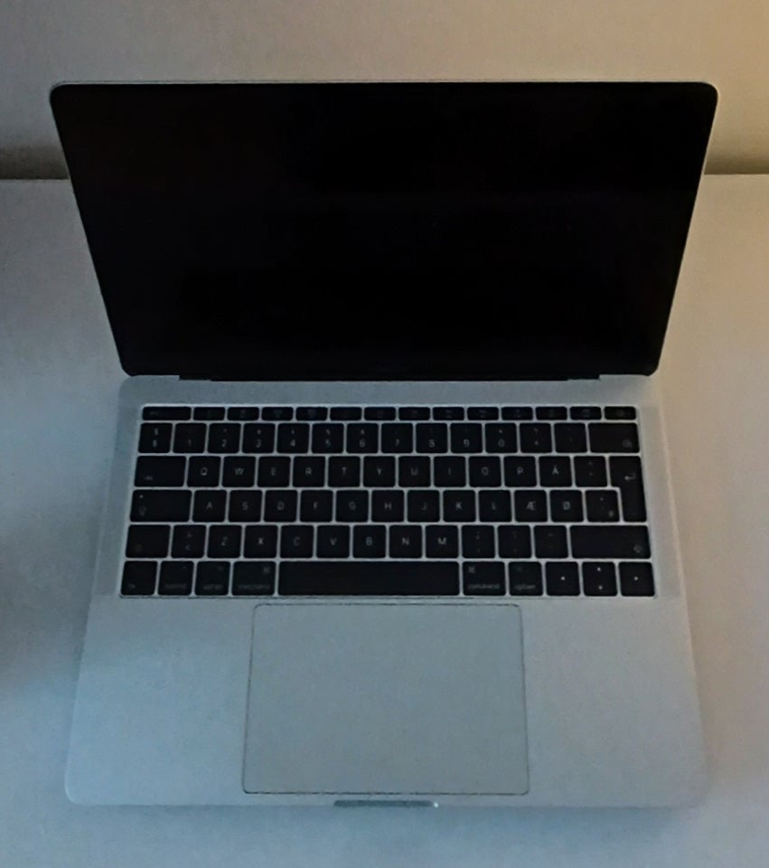 MacBook Pro 13-inch 2017 23 dual