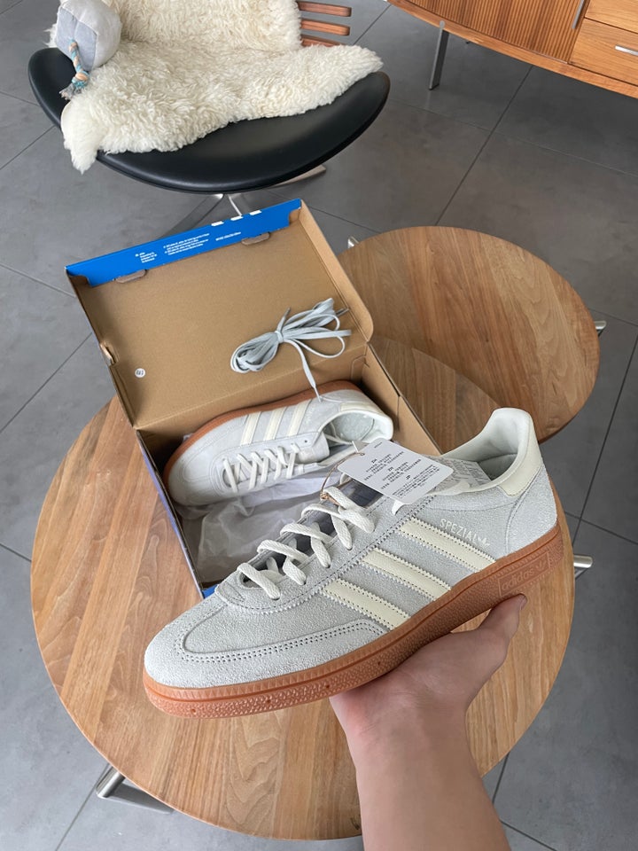 Sneakers, Adidas, str. 44,5