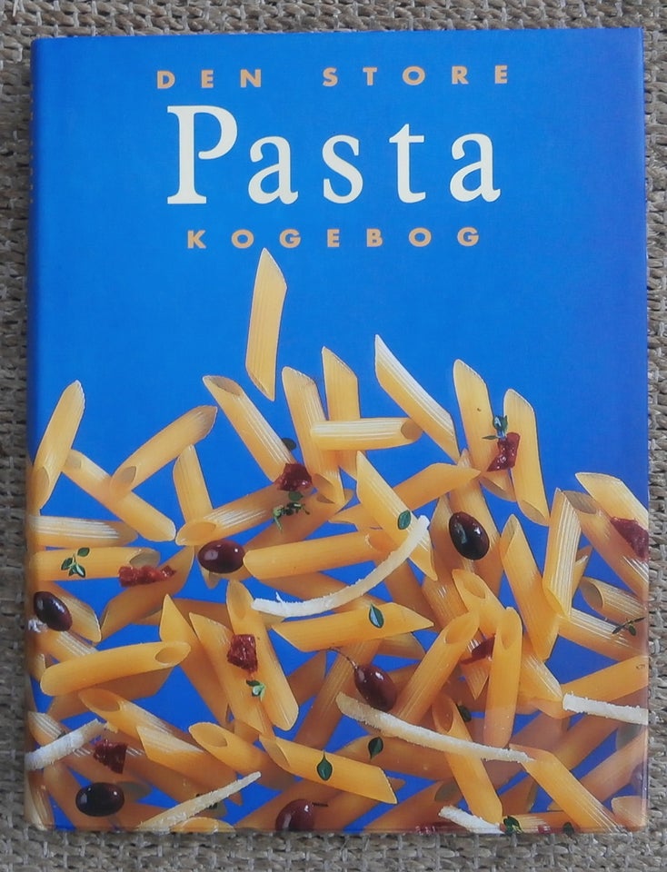 Den store Pasta kogebog, emne: mad