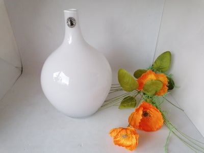 Glas Opal Vase Handmade Quality