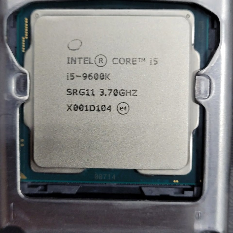 Processor  Intel  Core i5 9600k