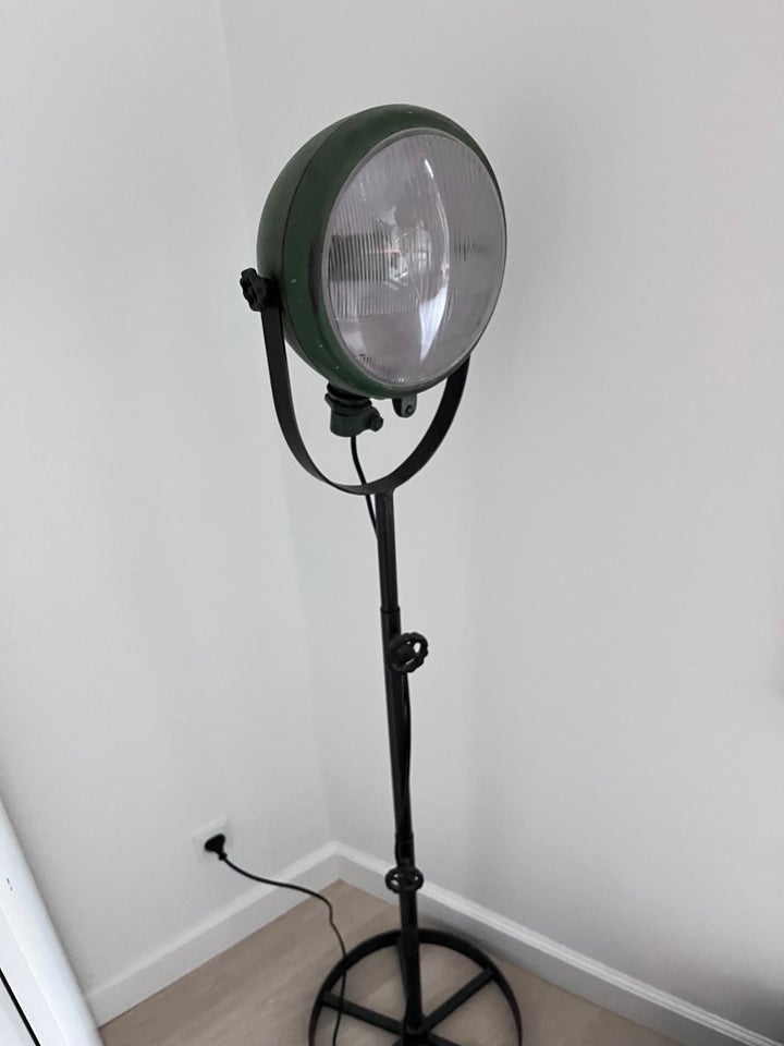 Standerlampe