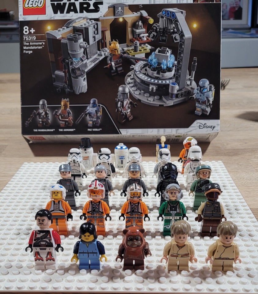 Lego Star Wars, Figurer og sæt