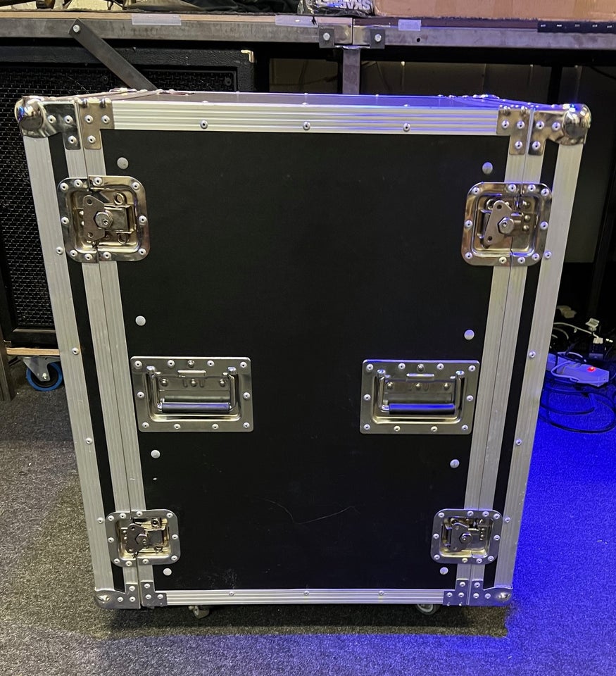 Flightcase, AAC 15 Unit