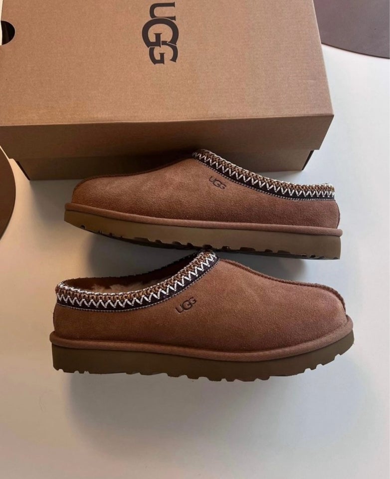 Sneakers, str. 40, Ugg Tasman