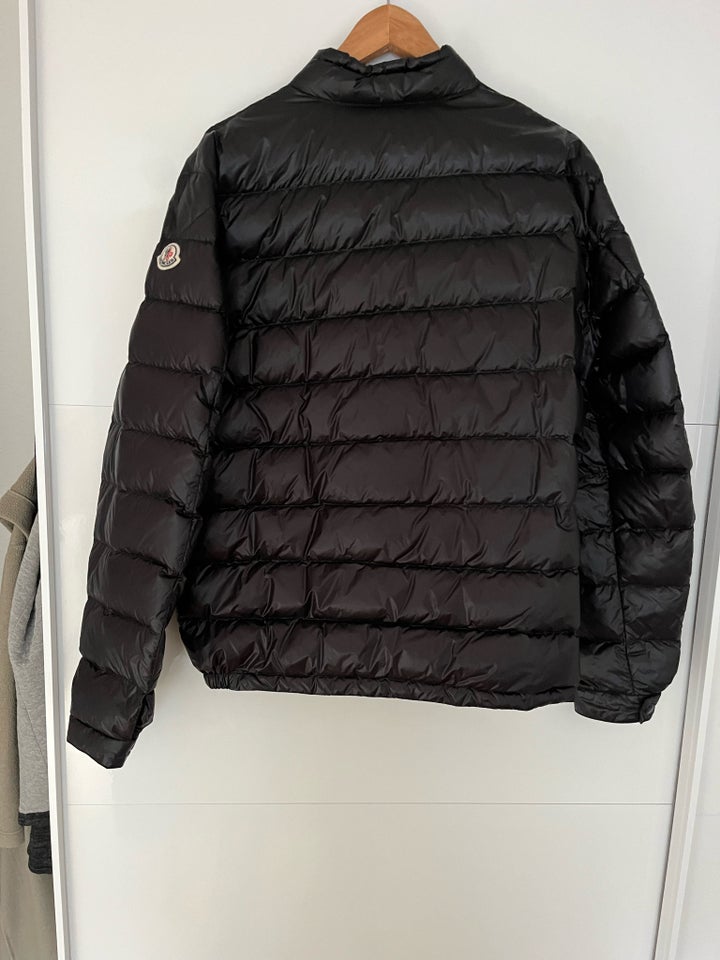 Dynejakke, str. L, Moncler