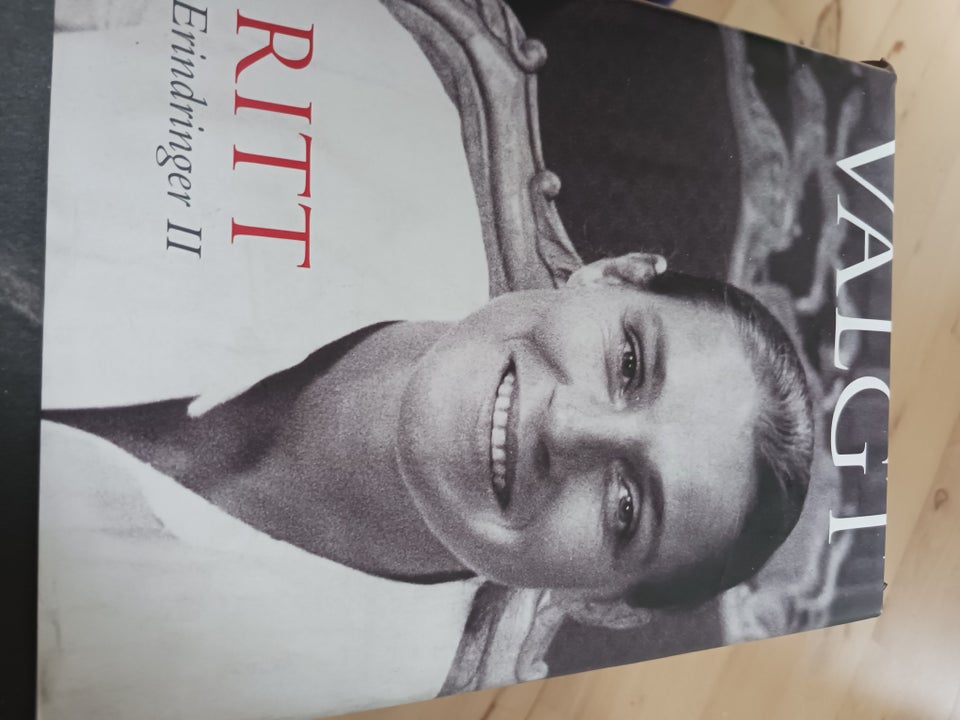 Valgt , Ritt Bjerregaard