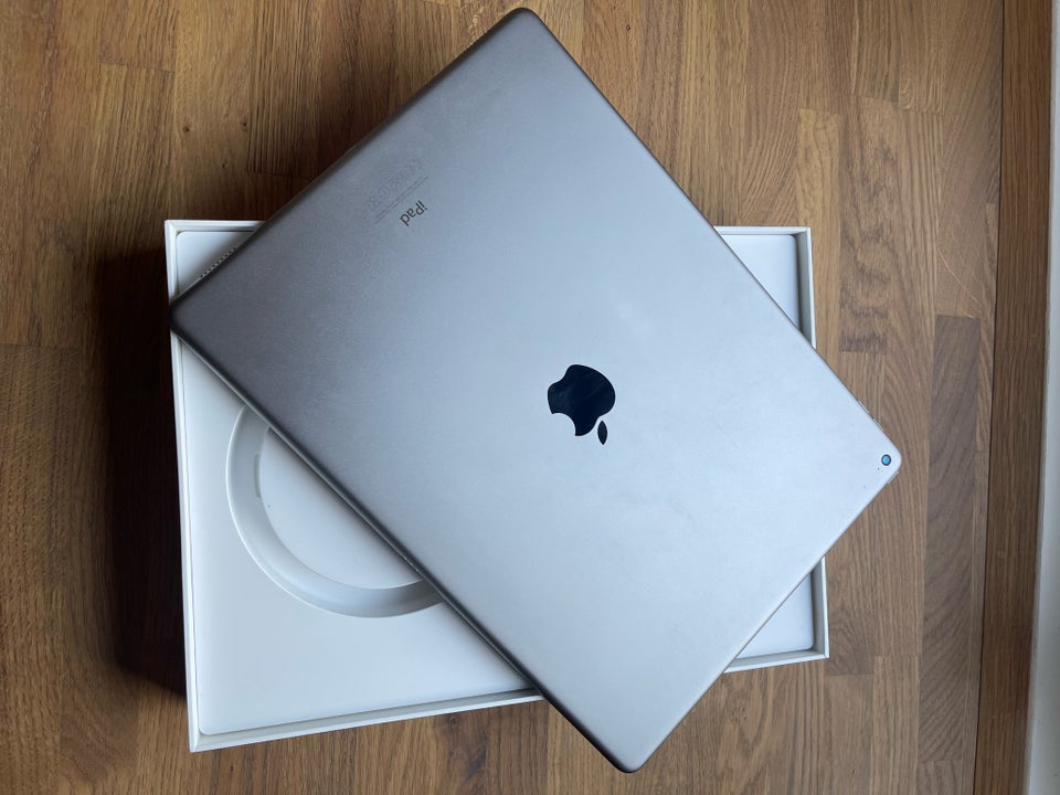 iPad Pro 128 GB sort