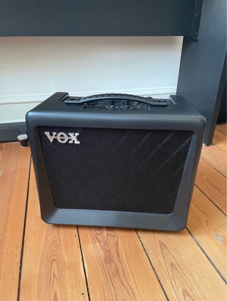 Guitarforstærker, Vox 15gt , 15 W