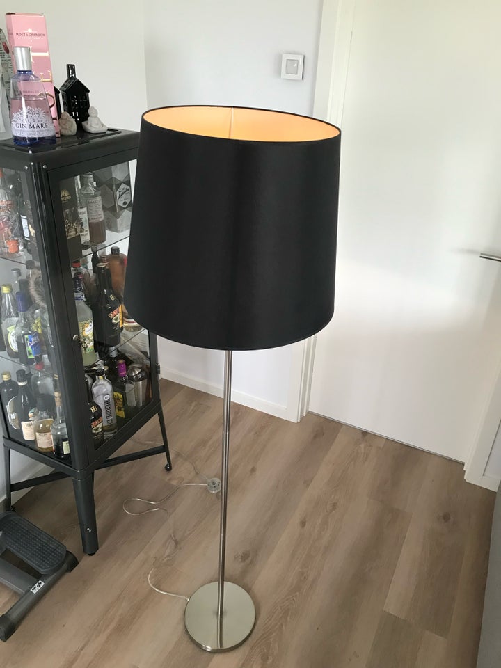 Standerlampe, Boconcept