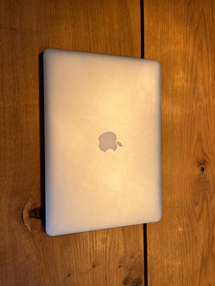 MacBook Air 133” 15 GHz