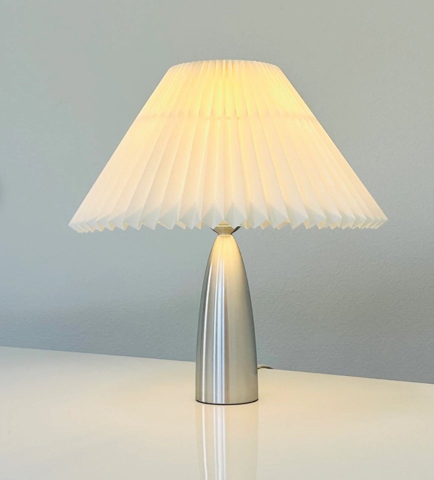 Anden bordlampe Le Klint