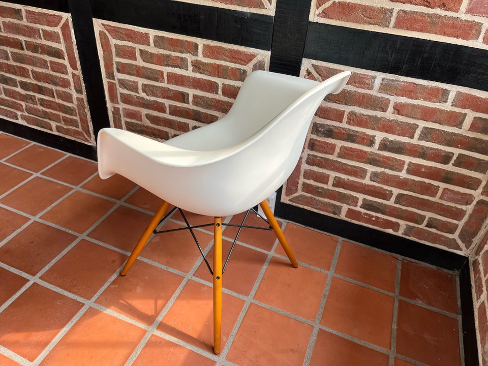 Eames Vitra Arm stol Skal stol