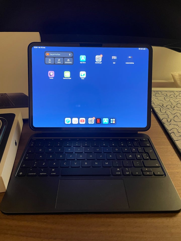 iPad Pro 6, 256 GB, sort