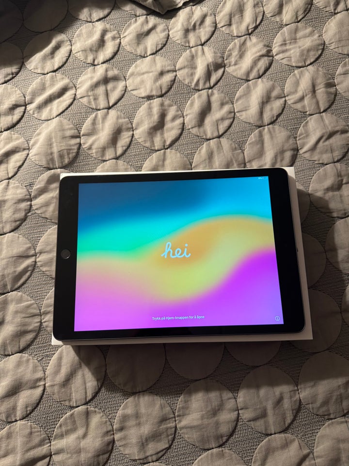 iPad 9, 64 GB, sort