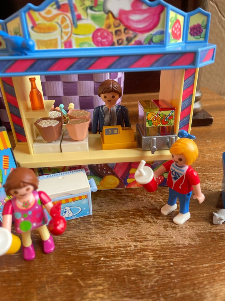 Playmobil Is-butik og bycirkus