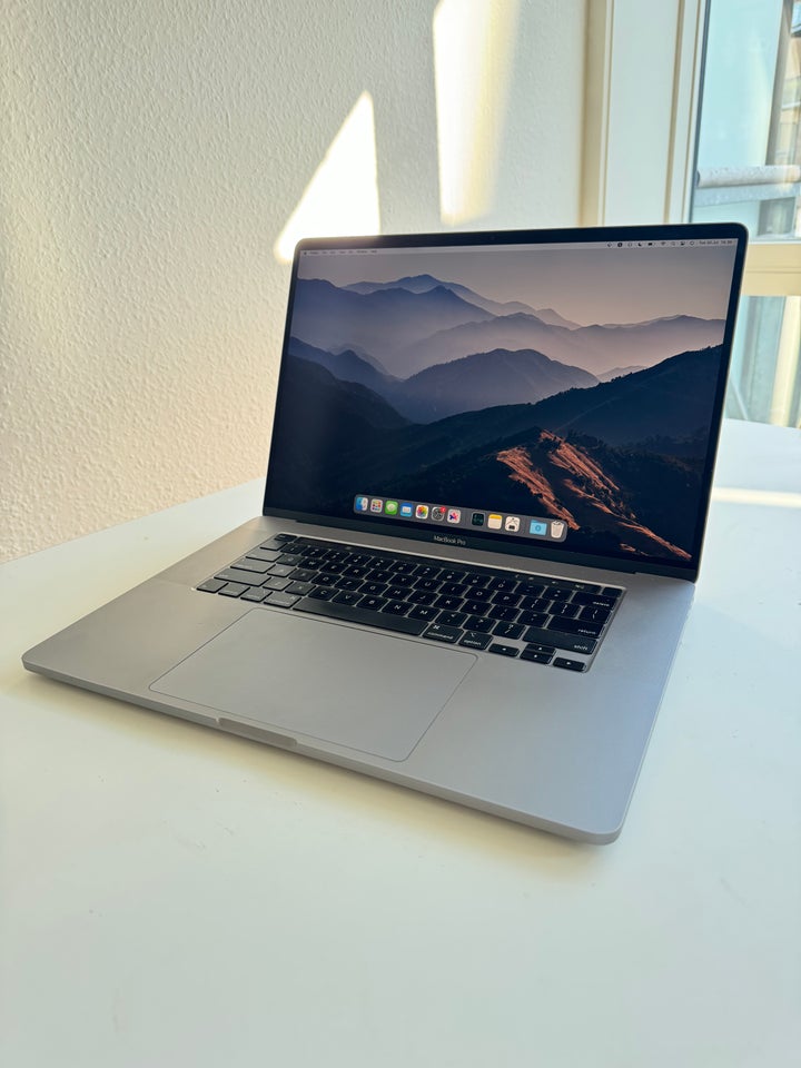 MacBook Pro 2019 16"