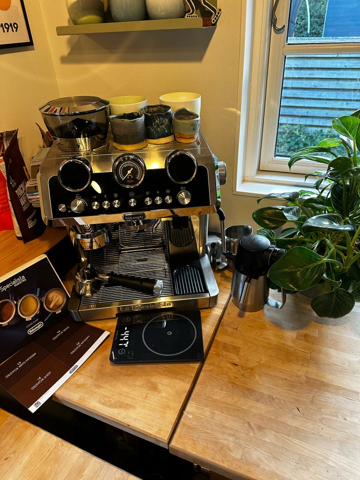 Kaffemaskine DeLonghi La